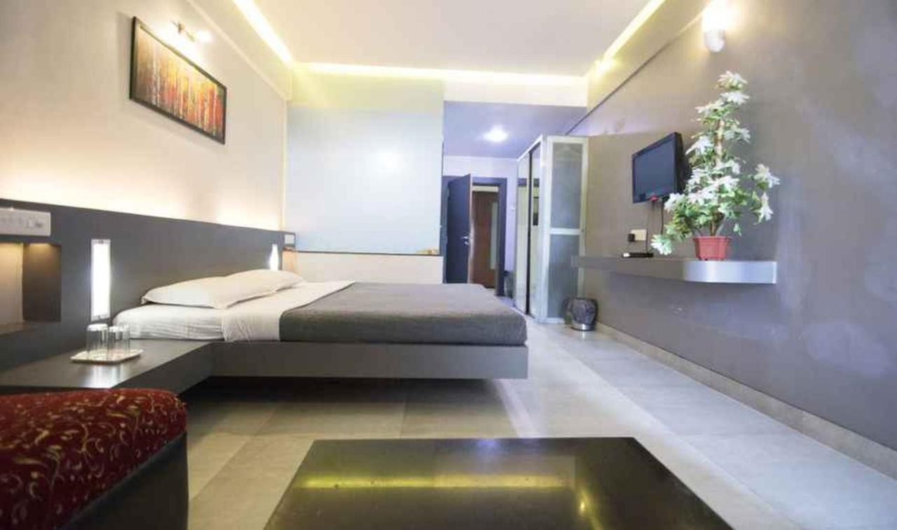 Hotel Royal Palace Aurangabad  Exterior foto